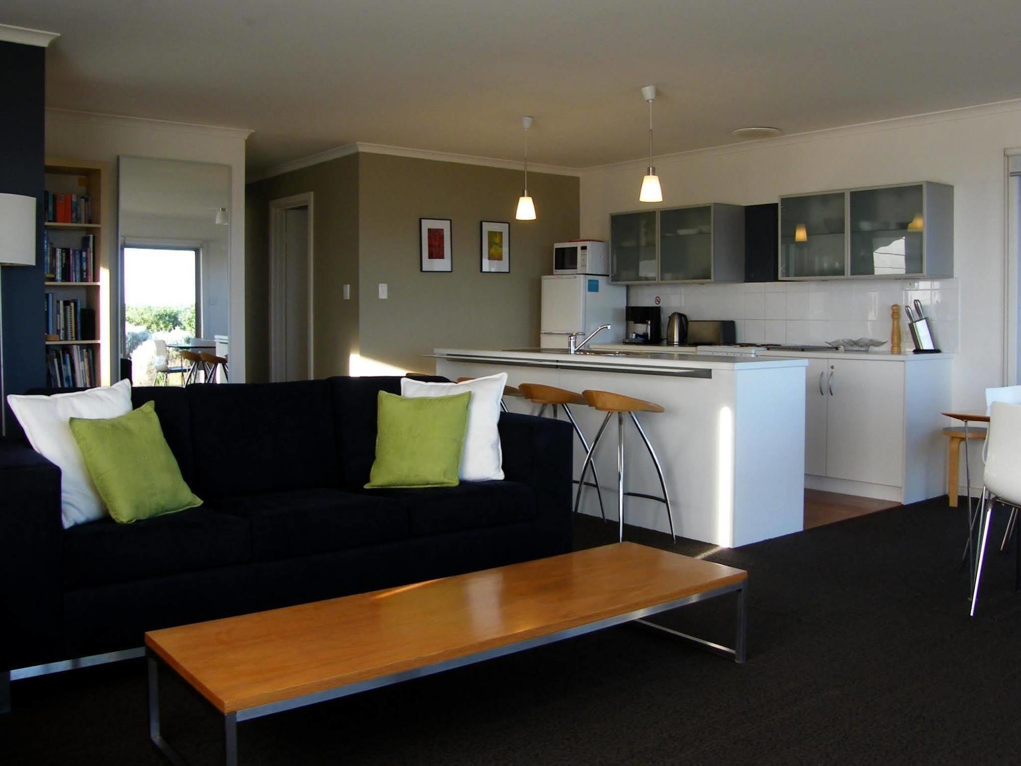 فيلا Coorong Waterfront Retreat Meningie المظهر الخارجي الصورة