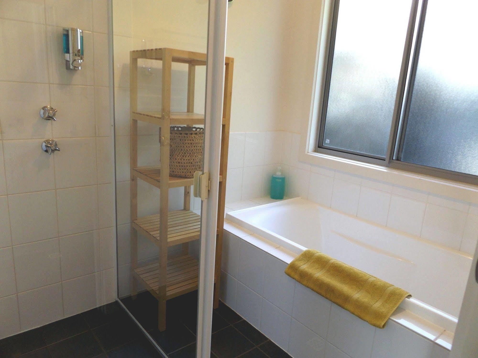 فيلا Coorong Waterfront Retreat Meningie المظهر الخارجي الصورة
